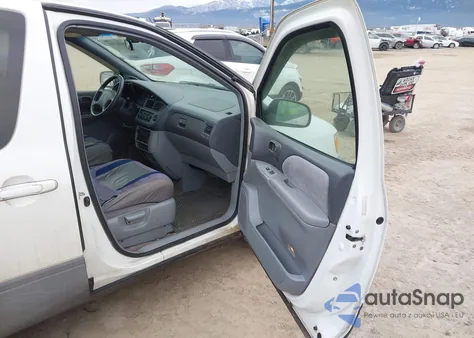 2002 Toyota Sienna Le z USA, uszkodzony, nr VIN 4T3ZF13C72U417244